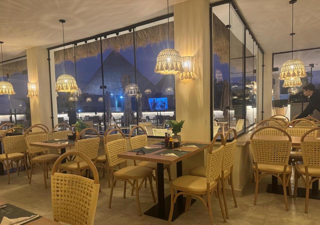 La Boutique Hotel - Vue Des Pyramides Kafret el-Gabal Esterno foto