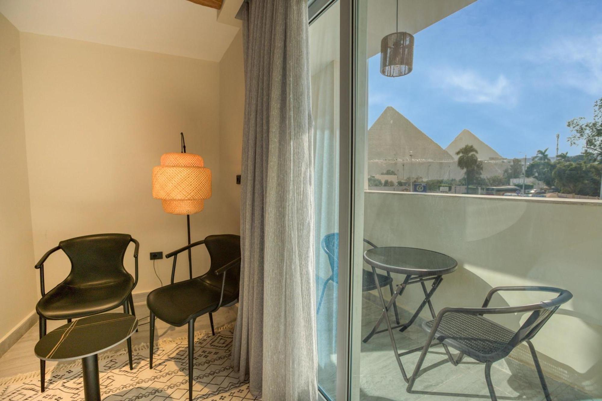 La Boutique Hotel - Vue Des Pyramides Kafret el-Gabal Esterno foto