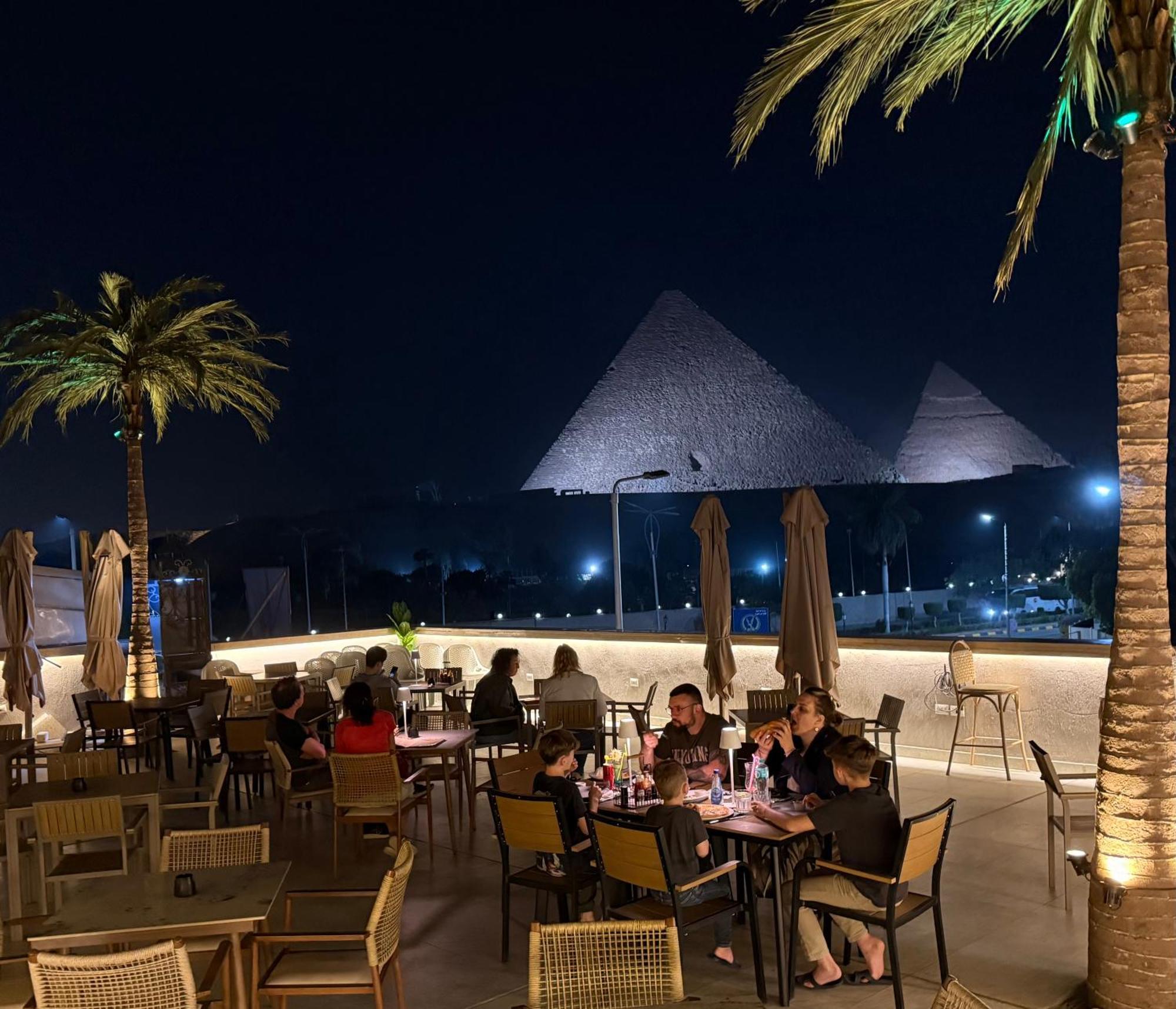 La Boutique Hotel - Vue Des Pyramides Kafret el-Gabal Esterno foto