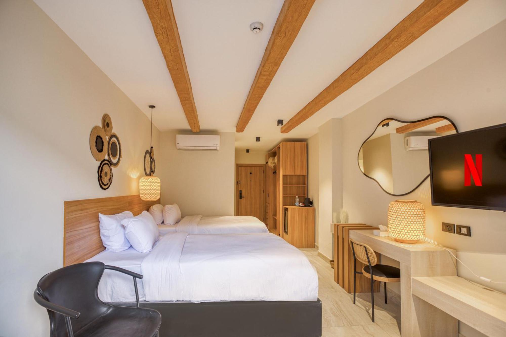 La Boutique Hotel - Vue Des Pyramides Kafret el-Gabal Esterno foto